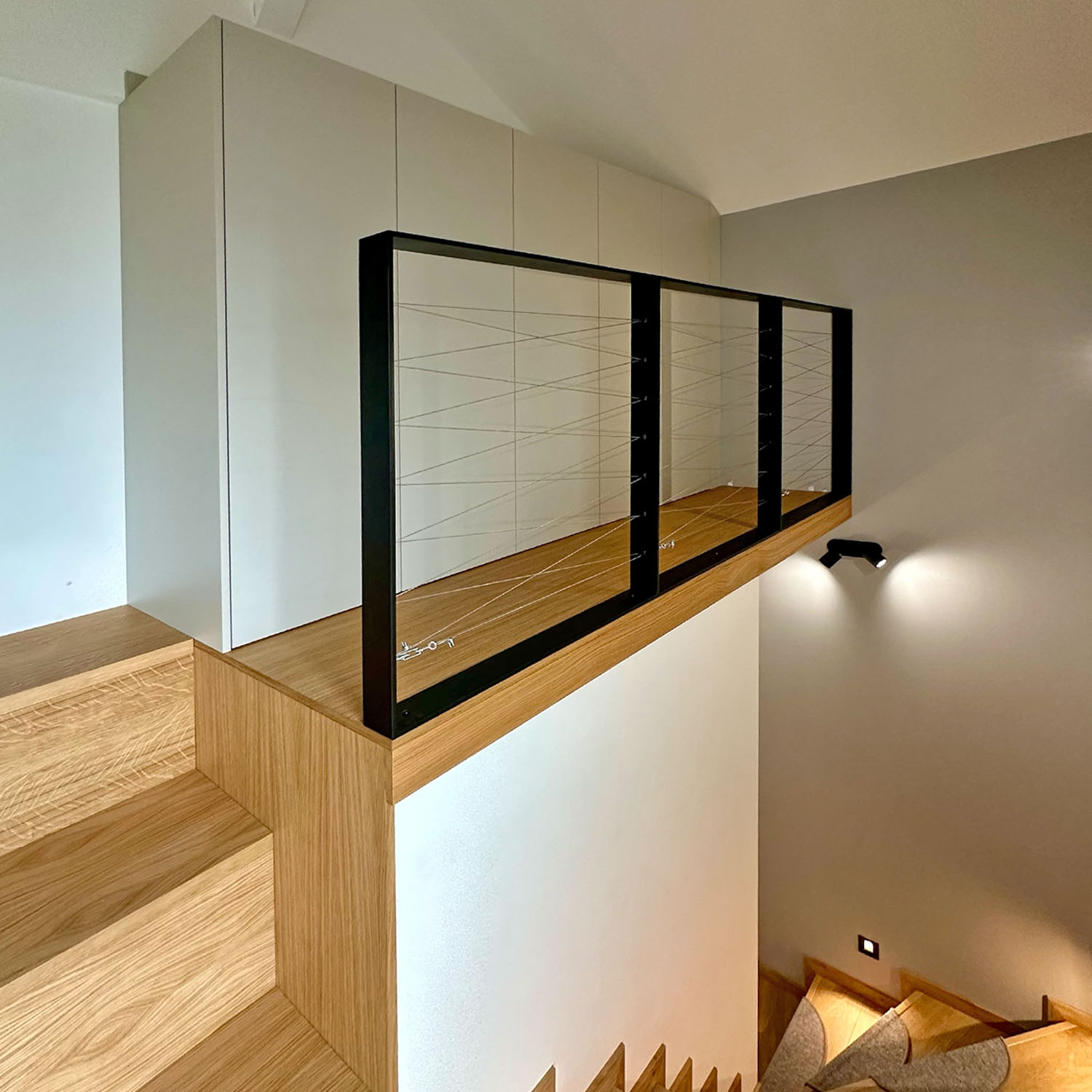 Realizace schodiště a vestavěné skříně&nbsp; 